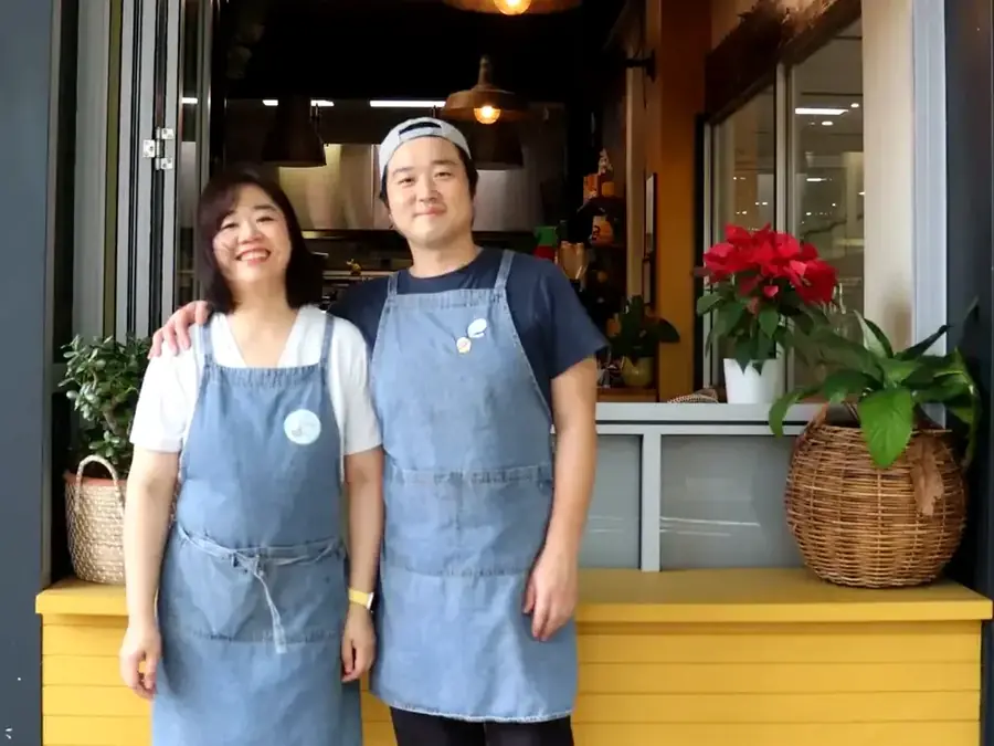 Busy Bee Cafe team at the Moss Vale shopfront