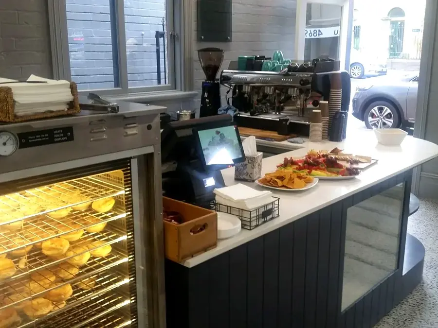 Pollys Pies and Pastries in Moss Vale