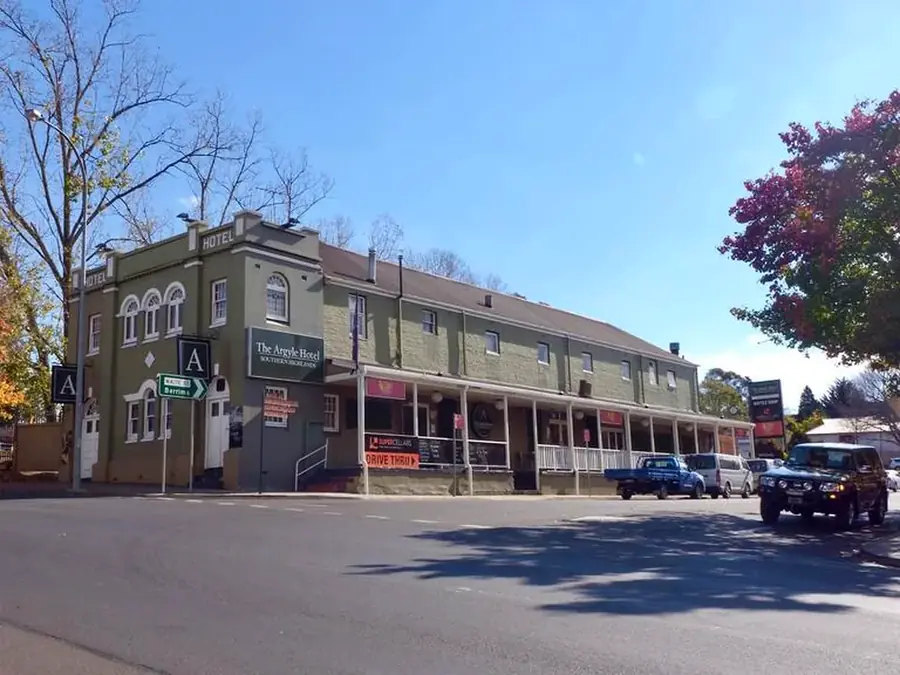 The Argyle Hotel exterior in Moss Vale