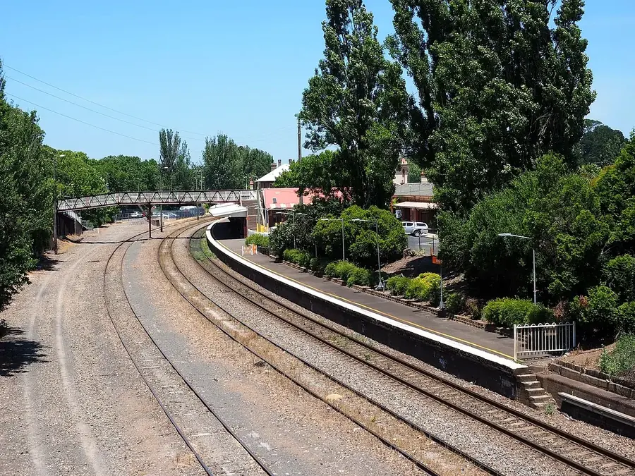 Platform 2 at Moss Vale railway station