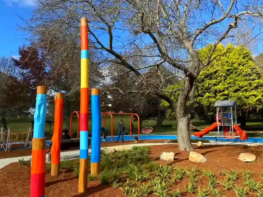 Seymour Park play area and local break spot in Moss Vale
