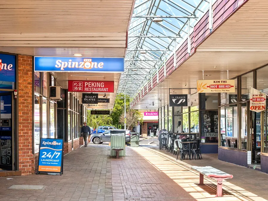 Moss Vale specialty shopping arcade and main-street retail