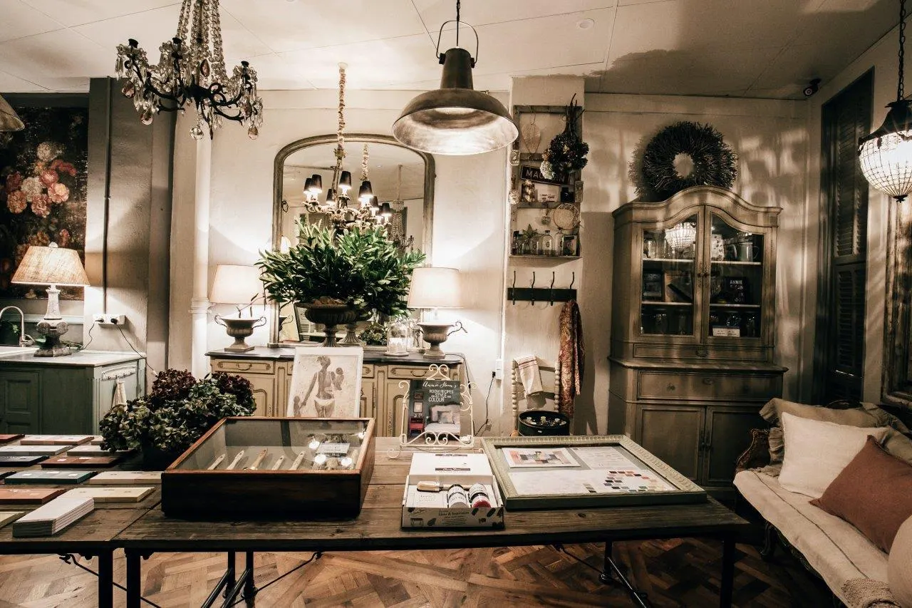 Moss Vale shopfronts for homewares and browsing